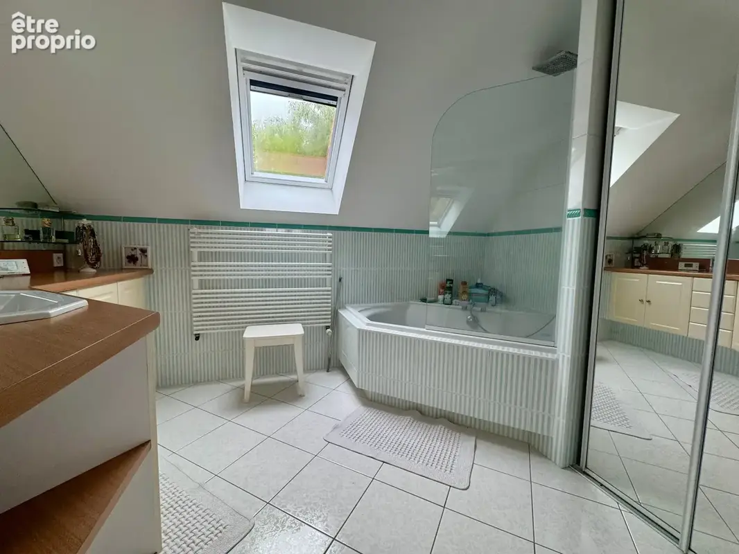 Maison à vendre 9 pièces (49) + CARPORT FERME CAMPING CAR - photo 13