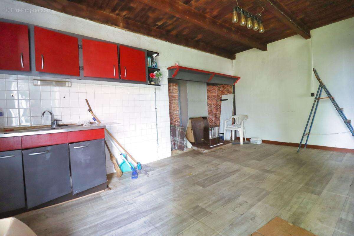 Maison 200 m² à Chalvignac  - photo 4