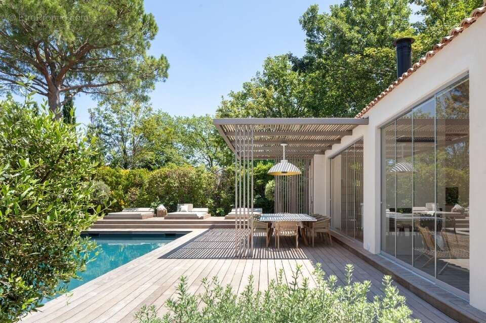 Terrain 2265 m² à La Cadiere-D'azur  - photo 3