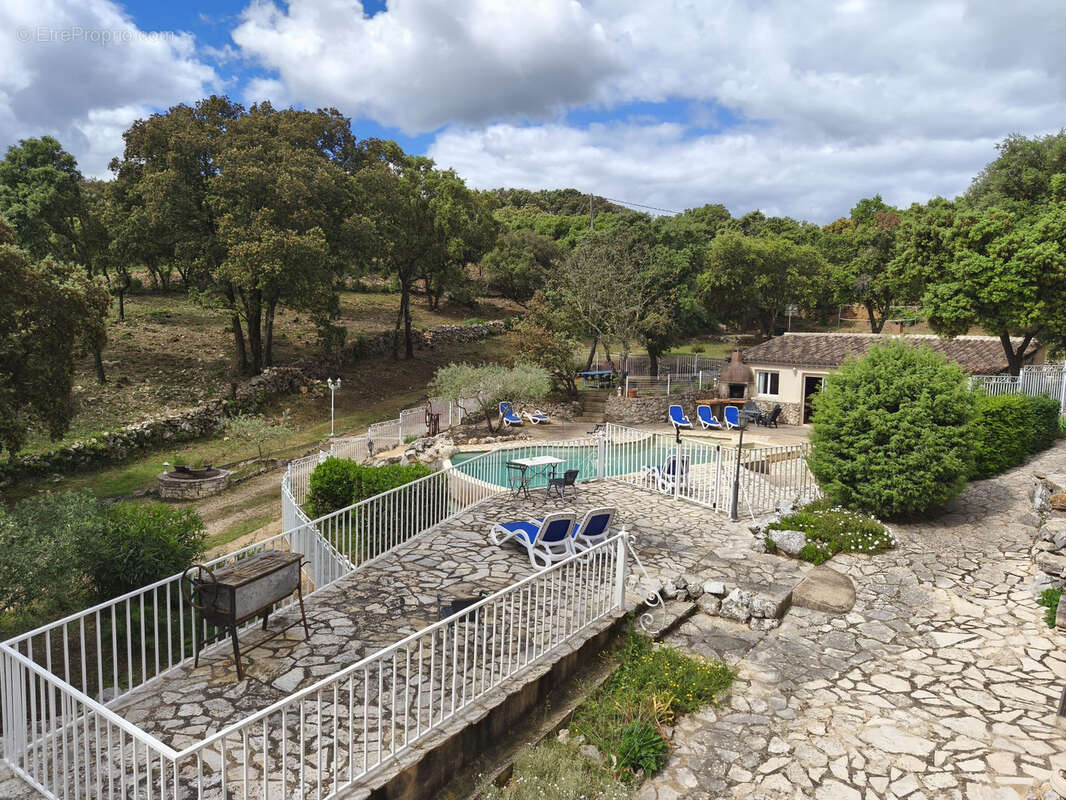 Maison à ROCHEFORT-DU-GARD