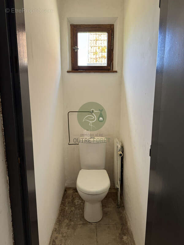 WC séparé - Maison à SOULTZ-SOUS-FORETS
