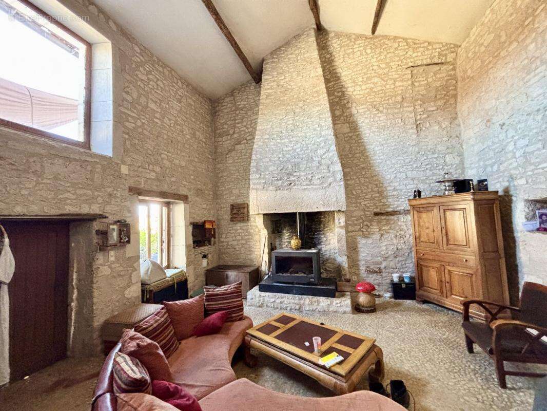 Maison à VENTOUSE