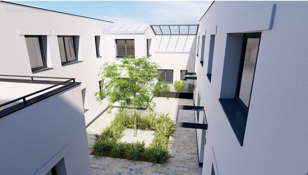 Appartement à COURBEVOIE