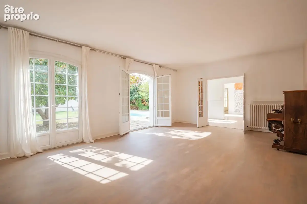 St Julien de Concelles - Maison 230m2 - photo 4