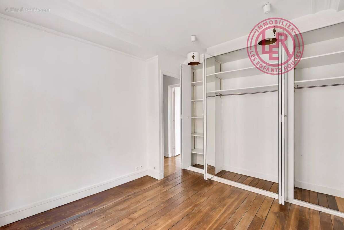 Appartement à PARIS-6E