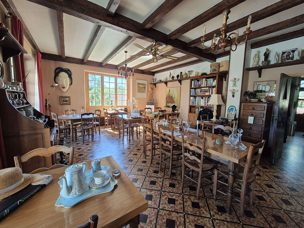 Appartement à SAINT-CIRGUES-LA-LOUTRE