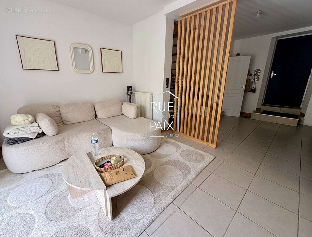 Charmante maison avec cour à Naintré - photo 2