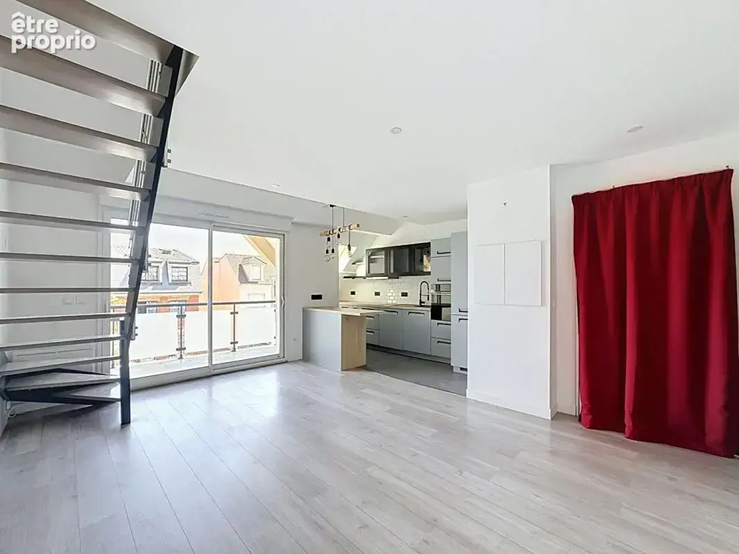 Duplex récent de standing  Climatisation Deux balcons  petite copropriété Faibles charges - photo 3