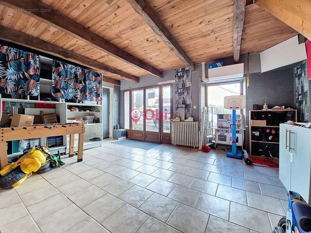 Maison à LAZ