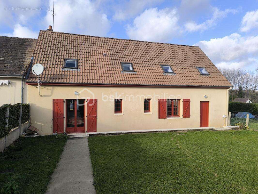 Maison à LE GRAND-LUCE