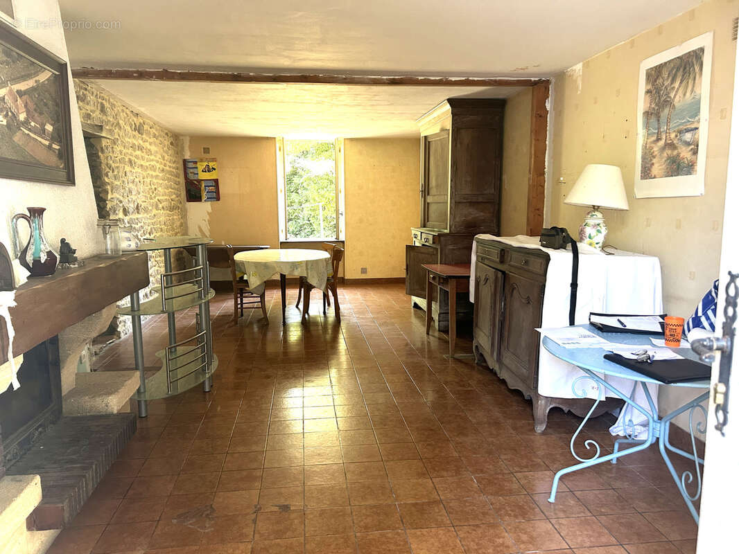 Maison à PREMERY
