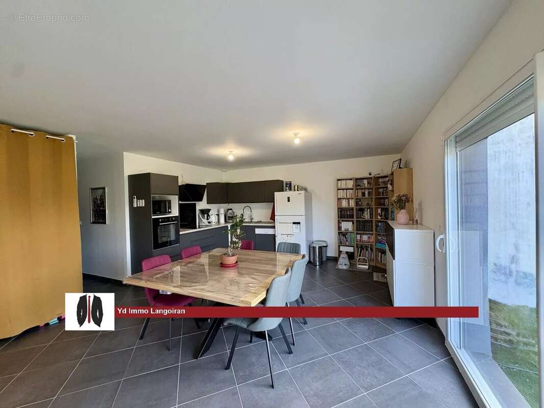 Maison à SAINT-CAPRAIS-DE-BORDEAUX