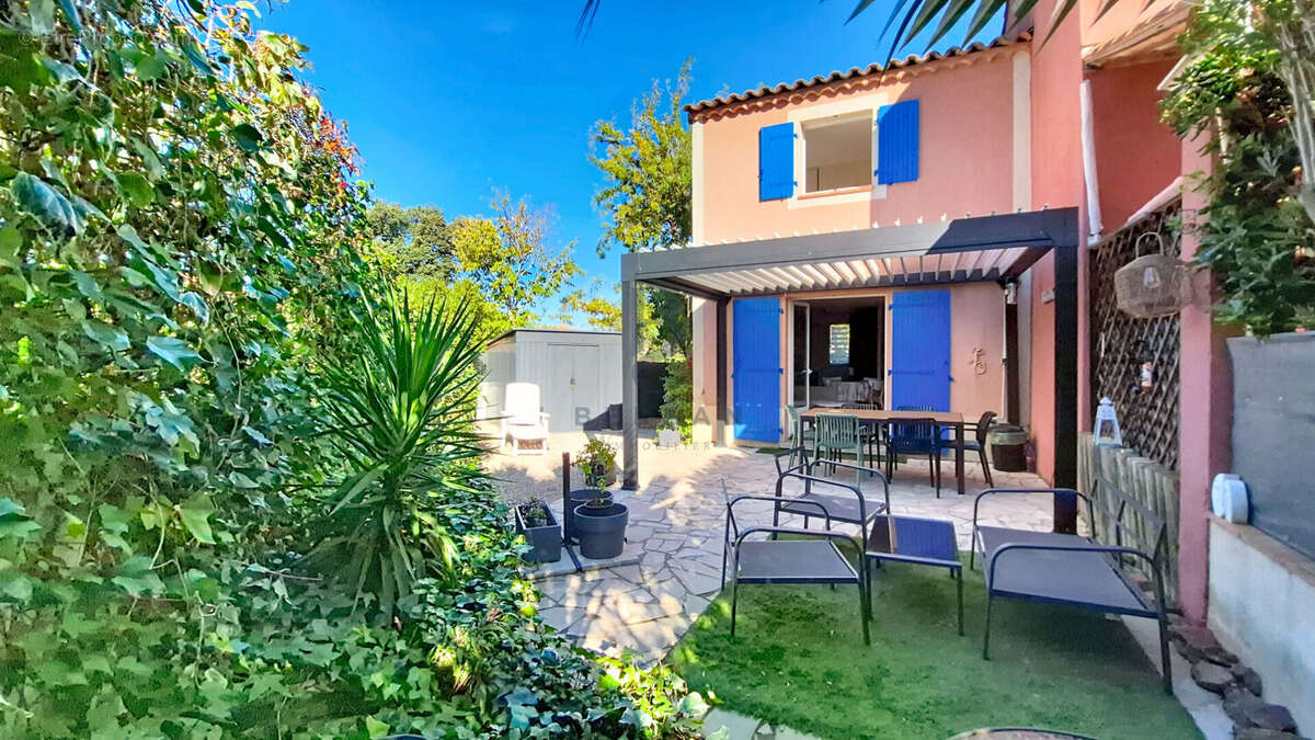 Maison à FREJUS