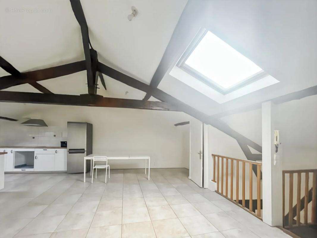 Appartement à CORBEIL-ESSONNES