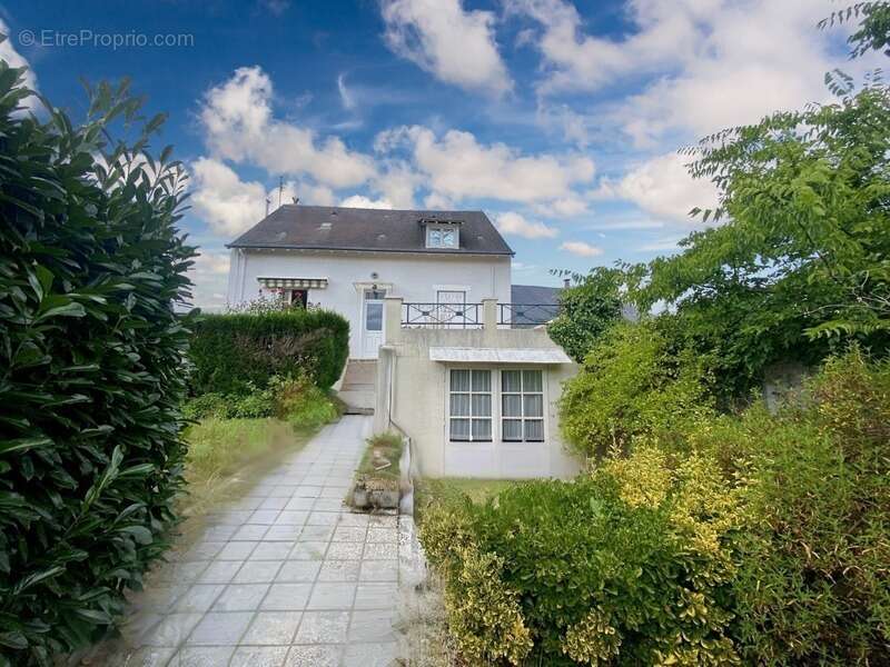 Dpt d la Vienne (86) A vendre Maison de ville type 5 à Châtellerault (86) - photo 6