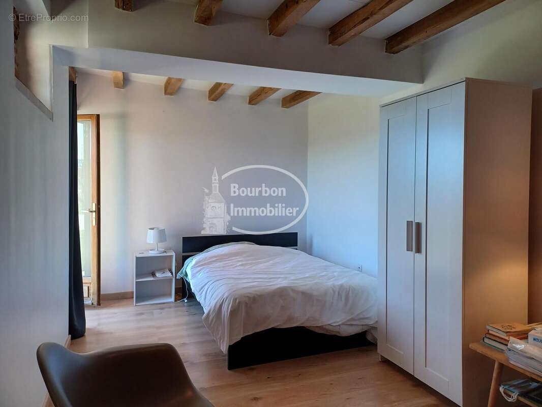 n°6 - Maison à CHALMOUX