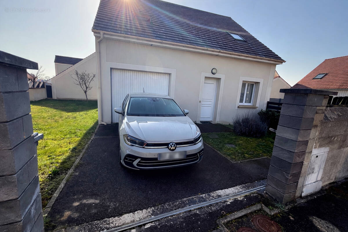 Maison à MOUSSY-LE-VIEUX