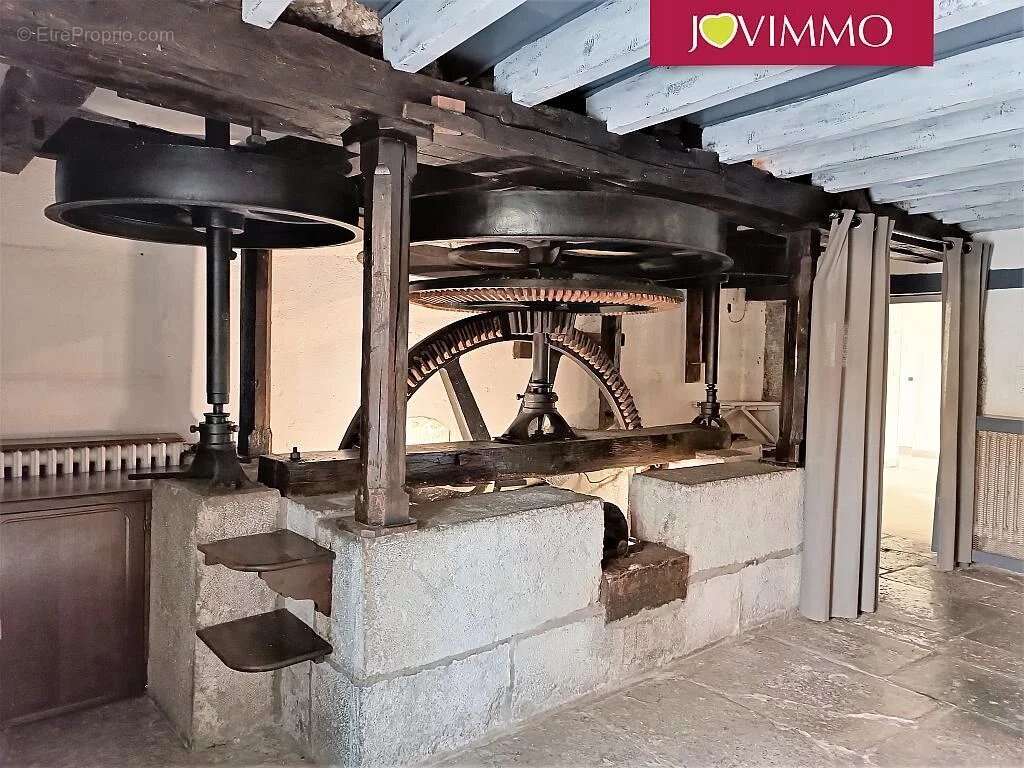 Maison à BESSAIS-LE-FROMENTAL