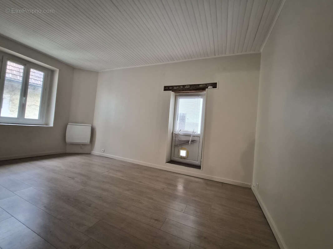 Maison à L'ETANG-LA-VILLE