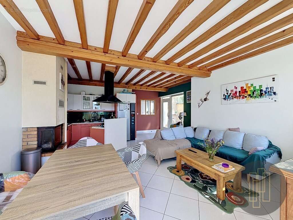 Maison à POMMIERS