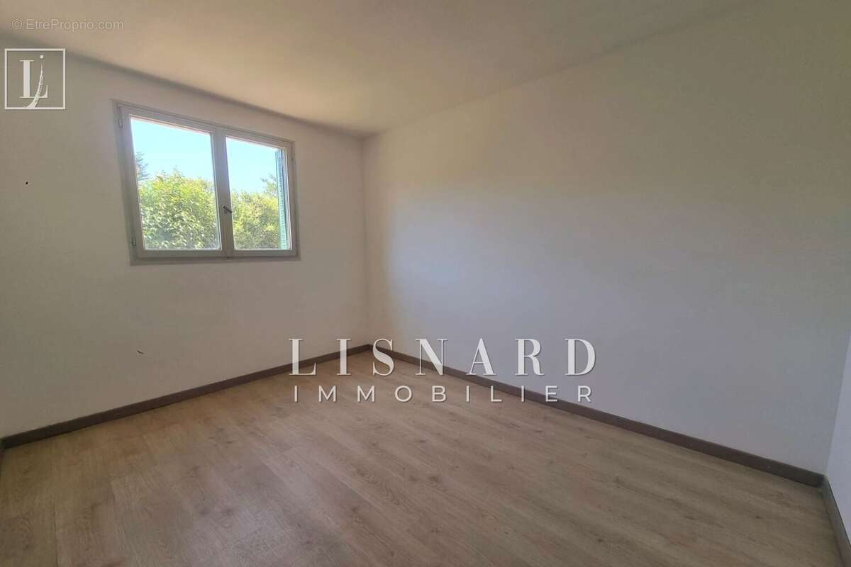 Appartement 47 m² à Vallauris  - photo 4