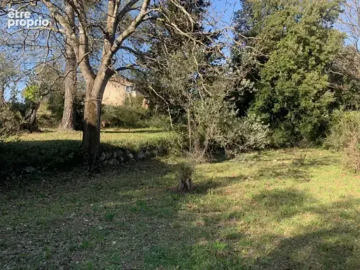 Terrain à DRAGUIGNAN