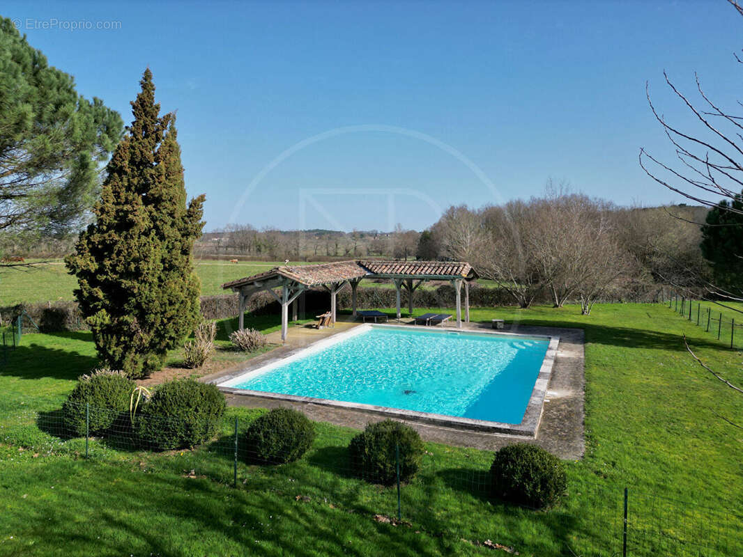 Maison à SAUVETERRE-DE-GUYENNE