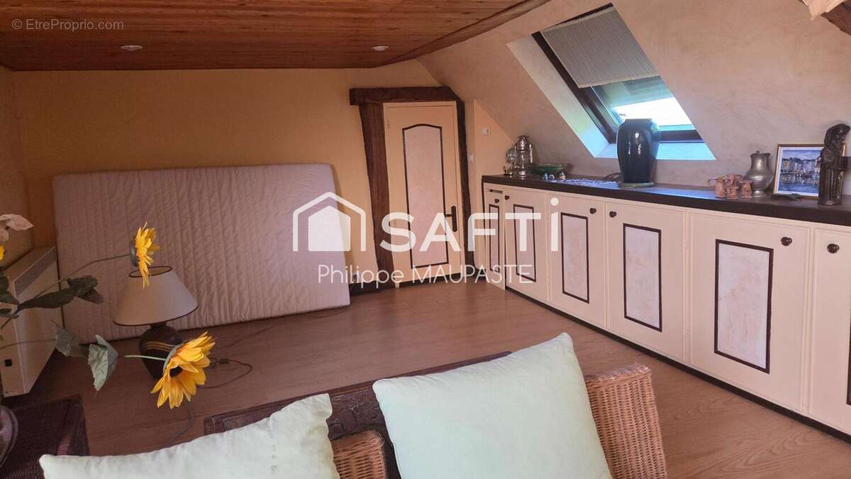 Maison 138 m² à Chateauneuf-Val-De-Bargis  - photo 3