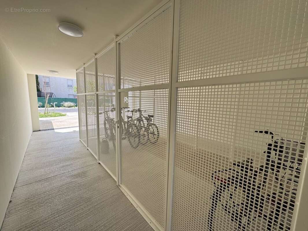 Appartement à LA LONDE-LES-MAURES
