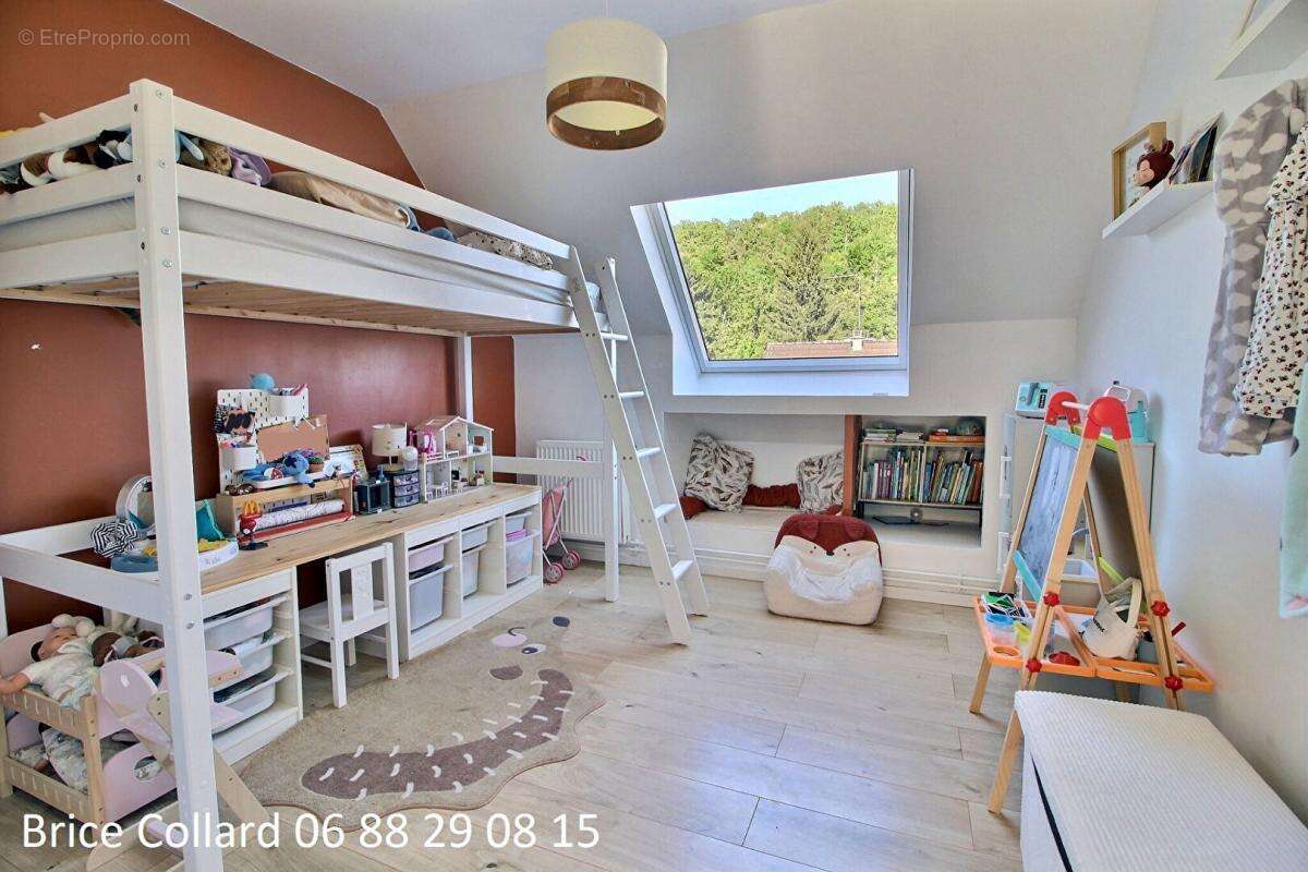 60180 NOGENT SUR OISE Maison individuelle 3 chambres véranda garage - photo 8