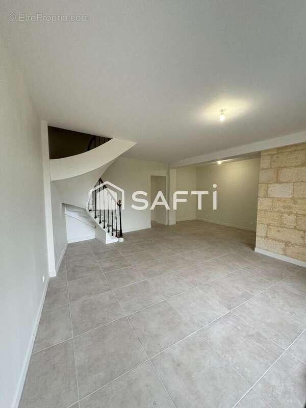 Photo 2 - Maison à LA SAUVE