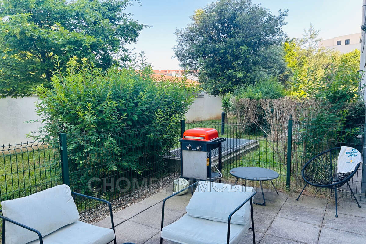 Appartement à LYON-8E