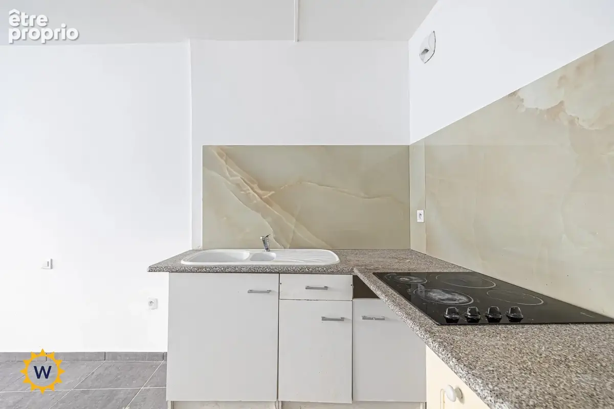 Studio au calme – Quartier de la Madeleine, proche Carlone - photo 3