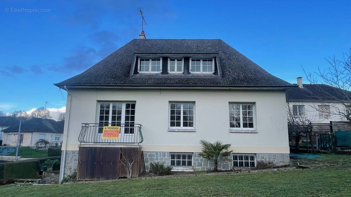 Maison à MAYENNE