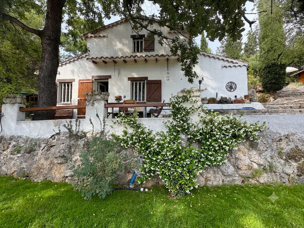 Maison à CALLIAN