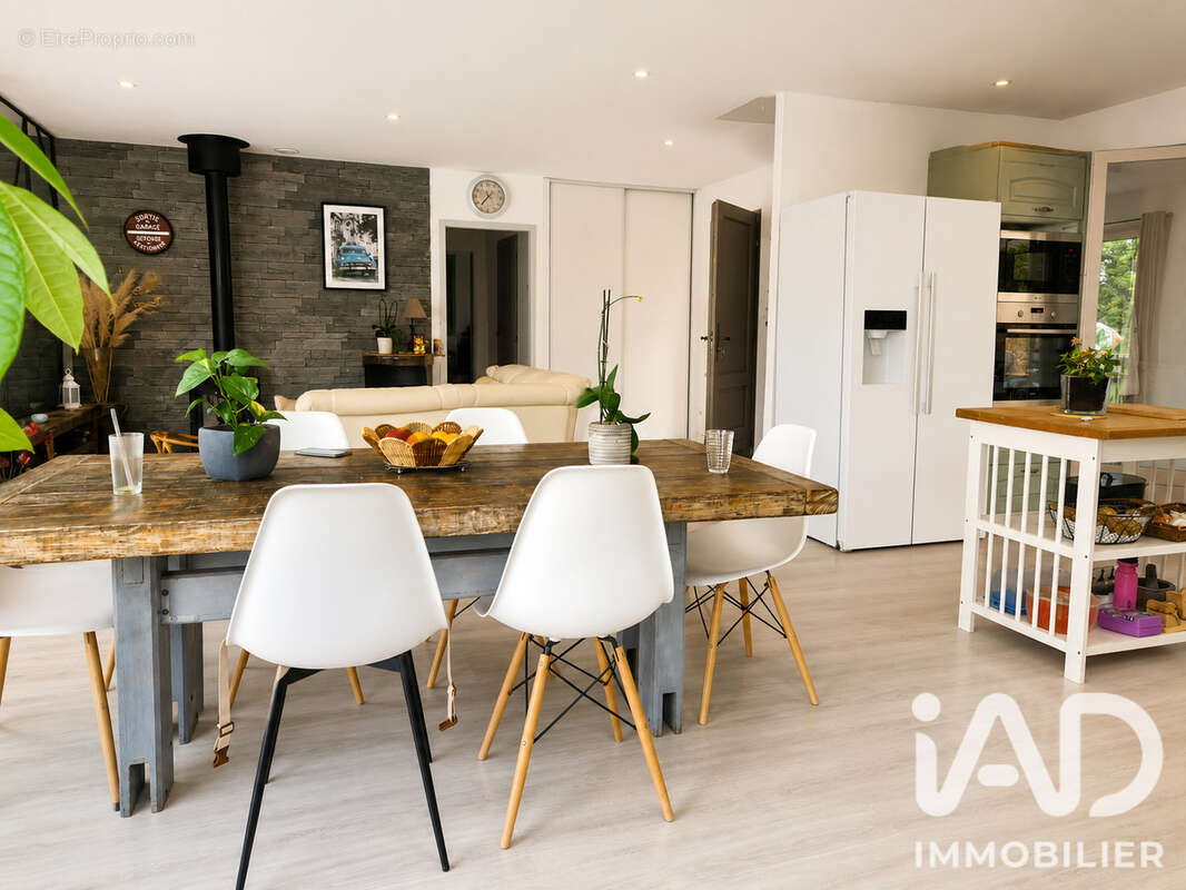 Maison 154 m² à Carsac-Aillac  - photo 8