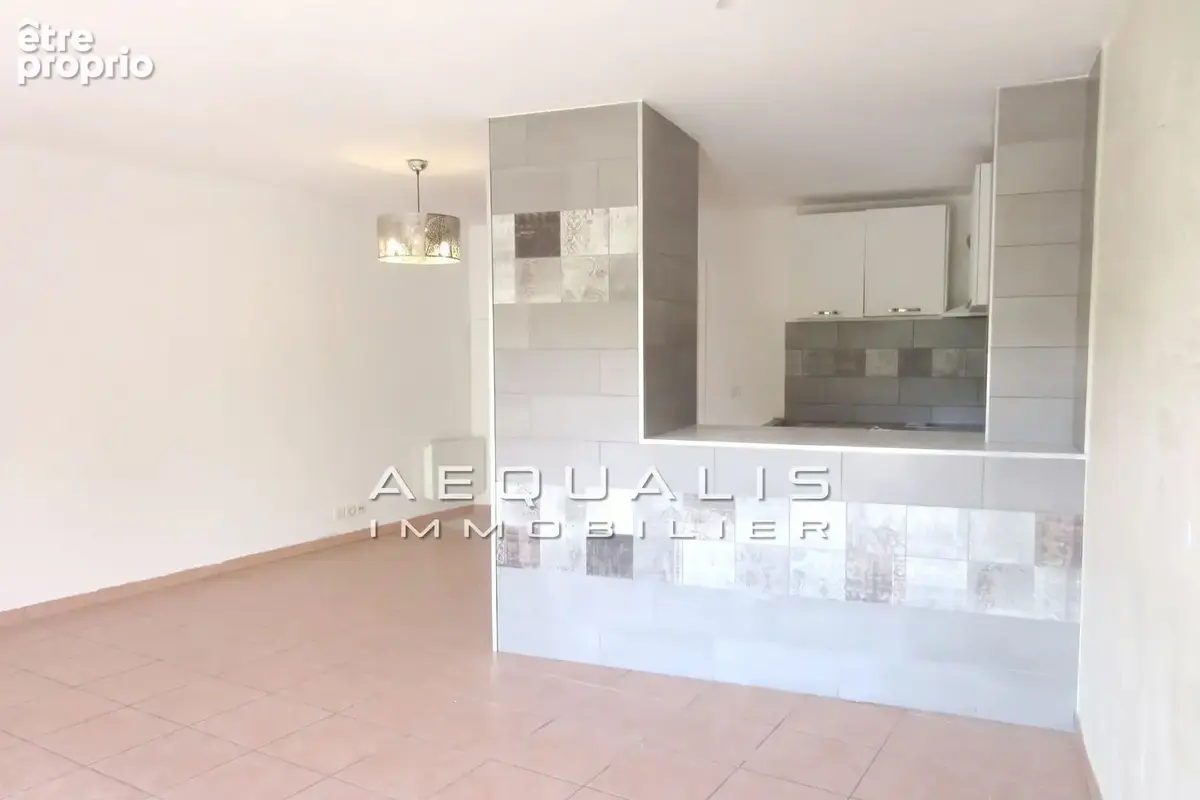Appartement 2 pièces 46 m² à vendre à Saint-Laurent-Du-Var (06700) - photo 4