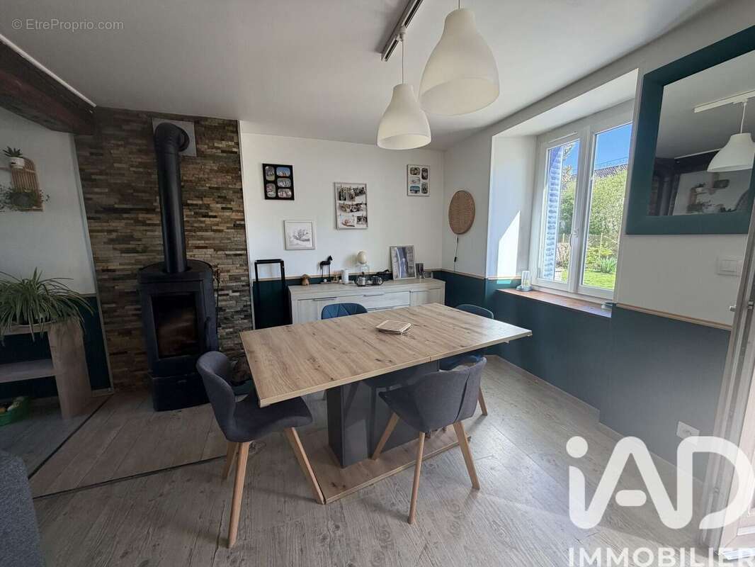 Maison 115 m² à Conde-En-Brie  - photo 5