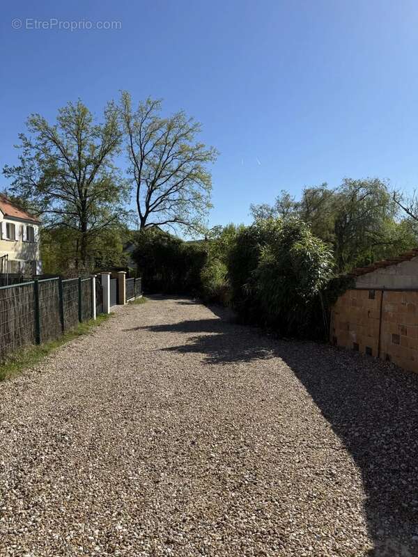 Maison à SAINT-CHERON