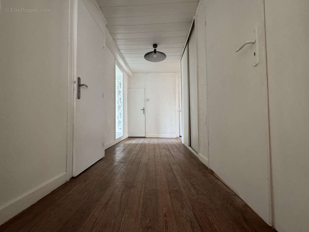 Appartement à RIVES