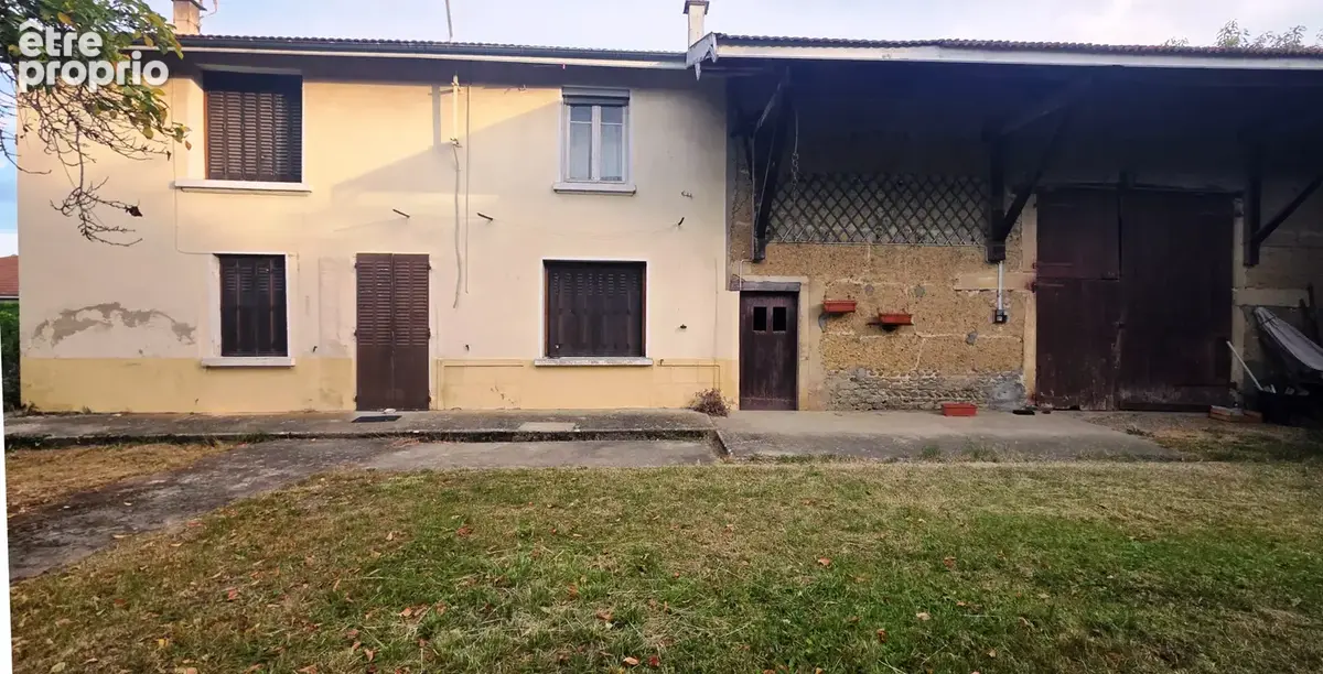 Artas   secteur revollet   maison à rénover avec fort potentiel - photo 3