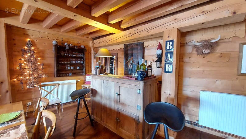 Maison à CHANTELOUVE