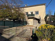 Maison à PERNES-LES-FONTAINES