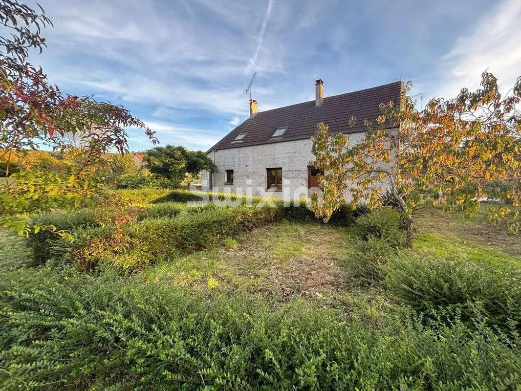 Maison à AVALLON