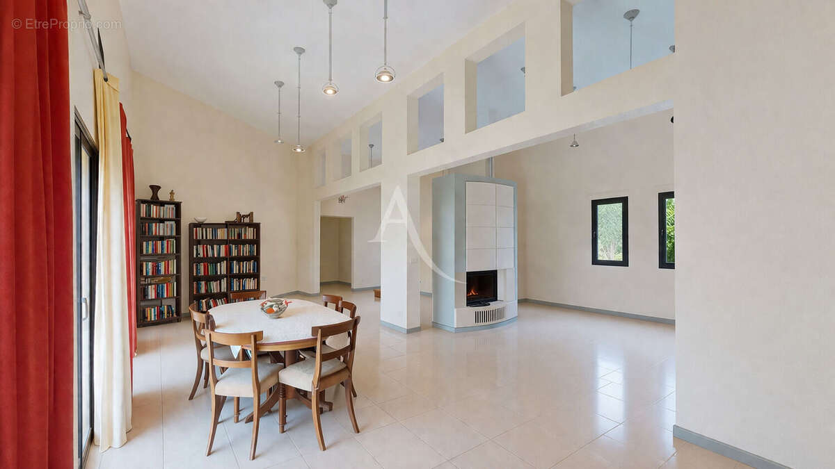 Maison à VIGOULET-AUZIL