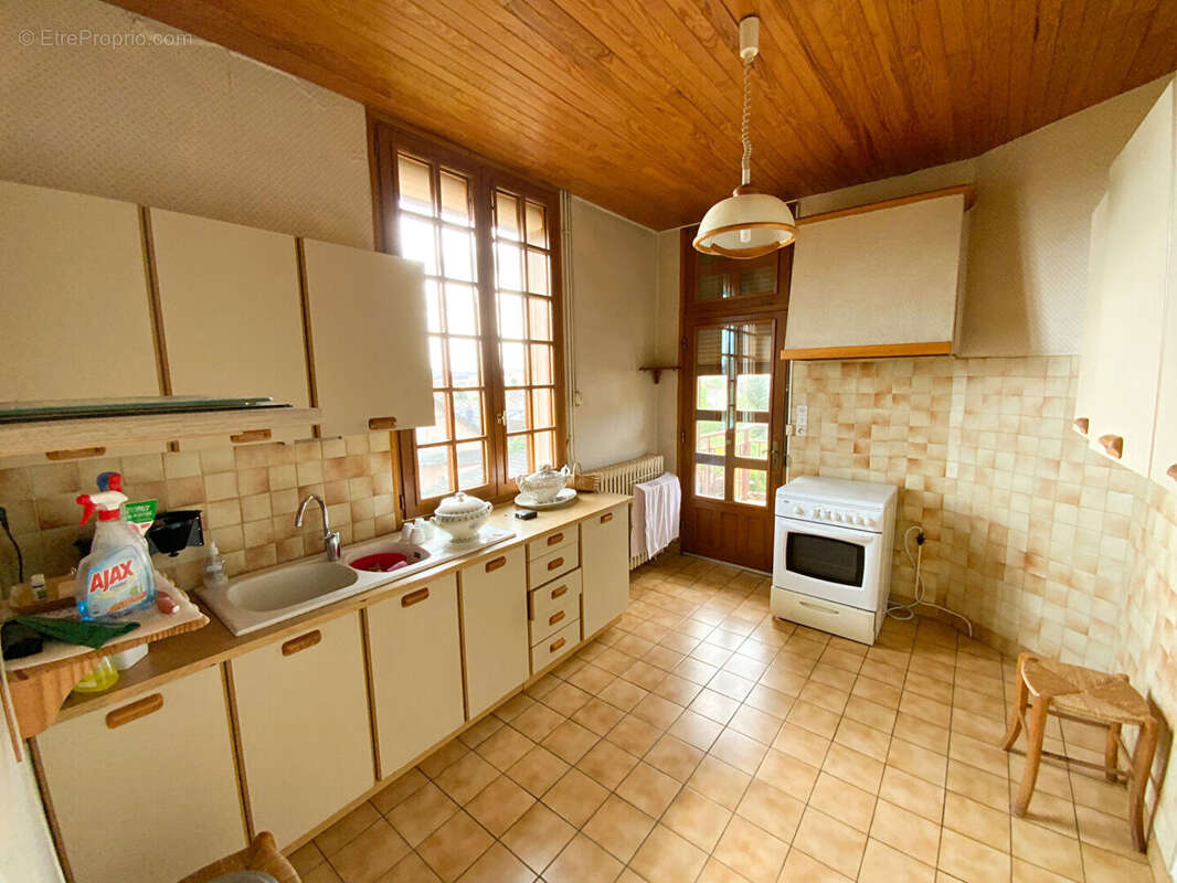 Maison à LE CREUSOT