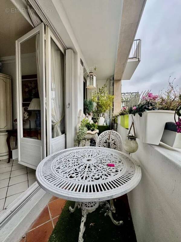 Appartement à BOIS-COLOMBES