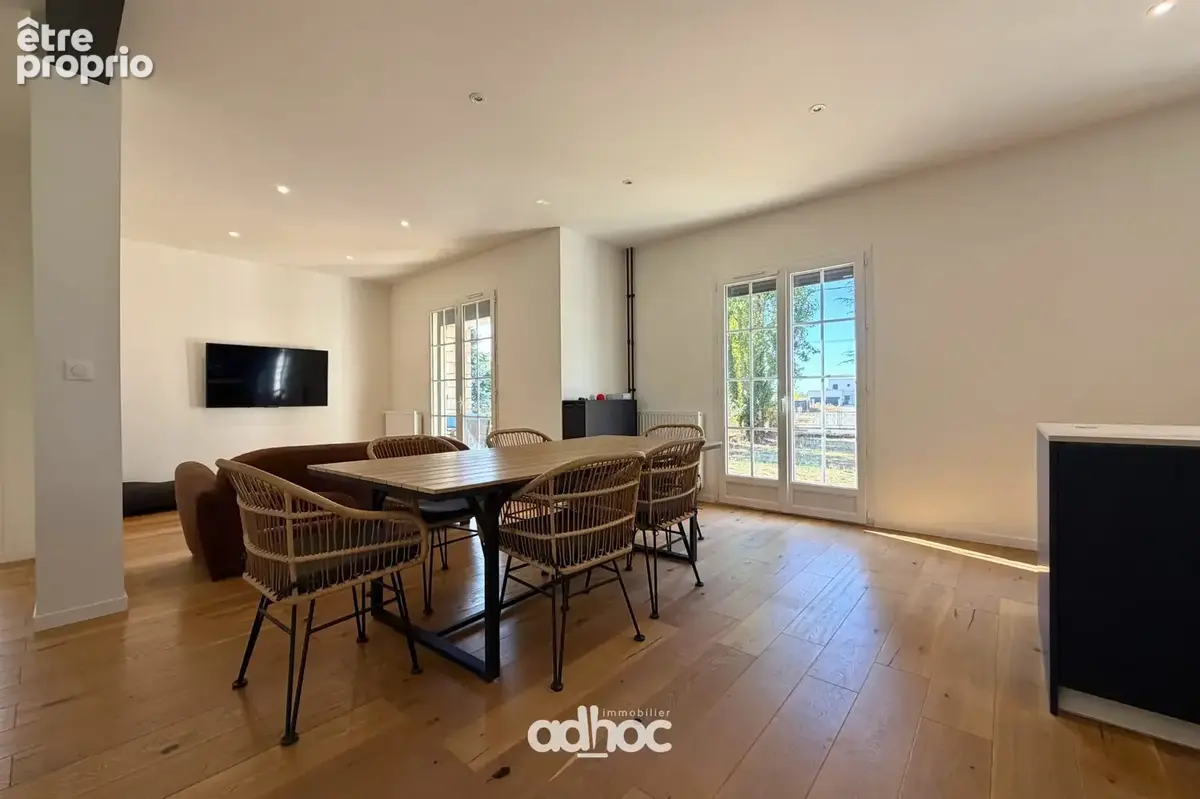 Maison 6 pièces 135 m² à vendre à Jargeau (45150) - photo 4