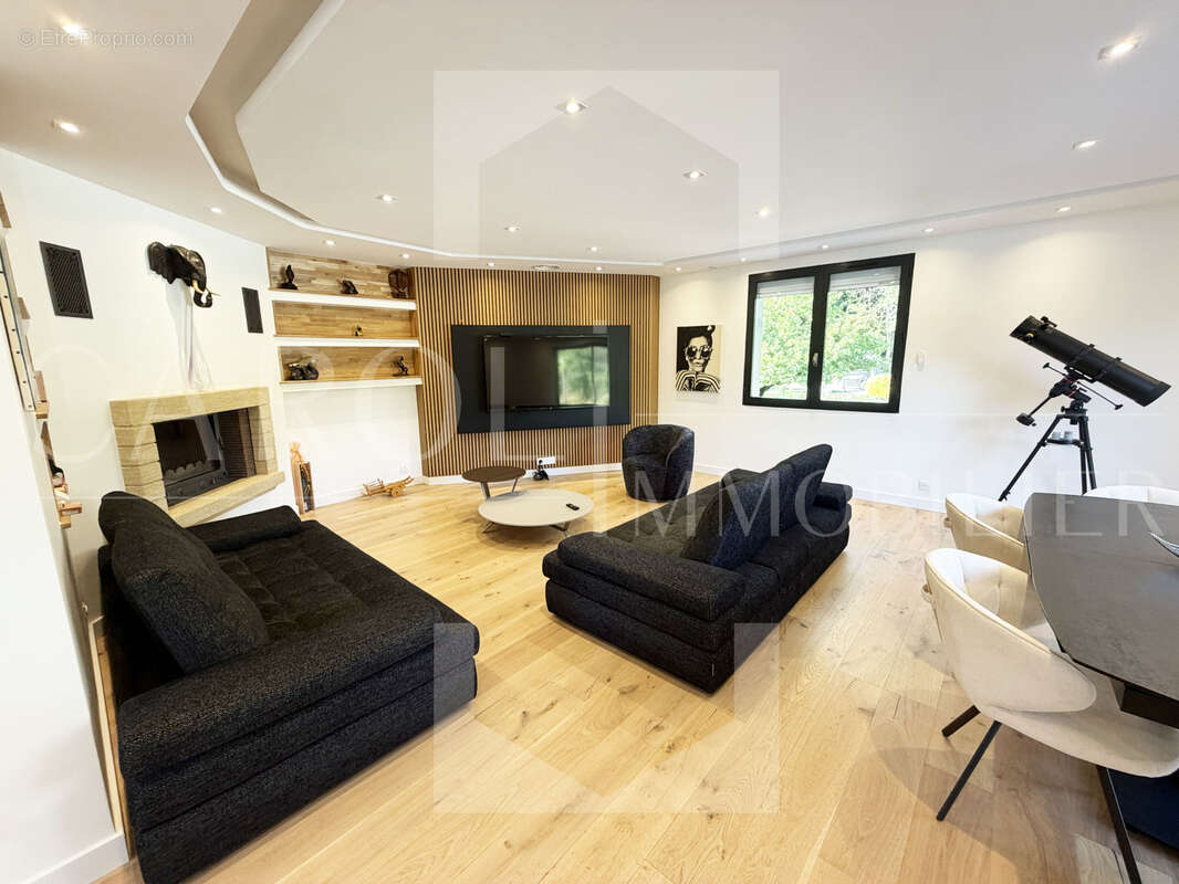 SILLINGY - Maison T4 + Appartement T3 197 m2 - photo 4