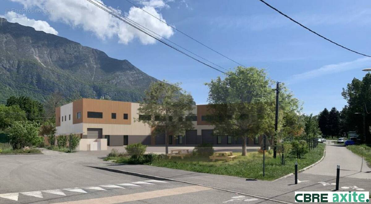 Autre à SAINT-EGREVE